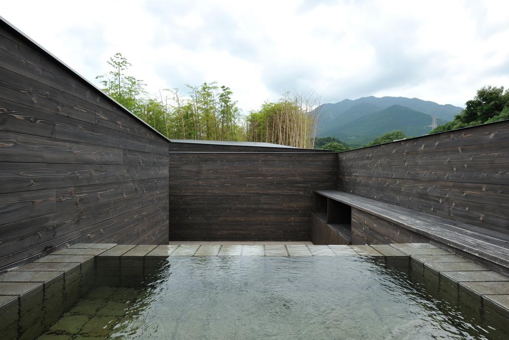 Aqua Ignis Ryokan Komono Luaran gambar